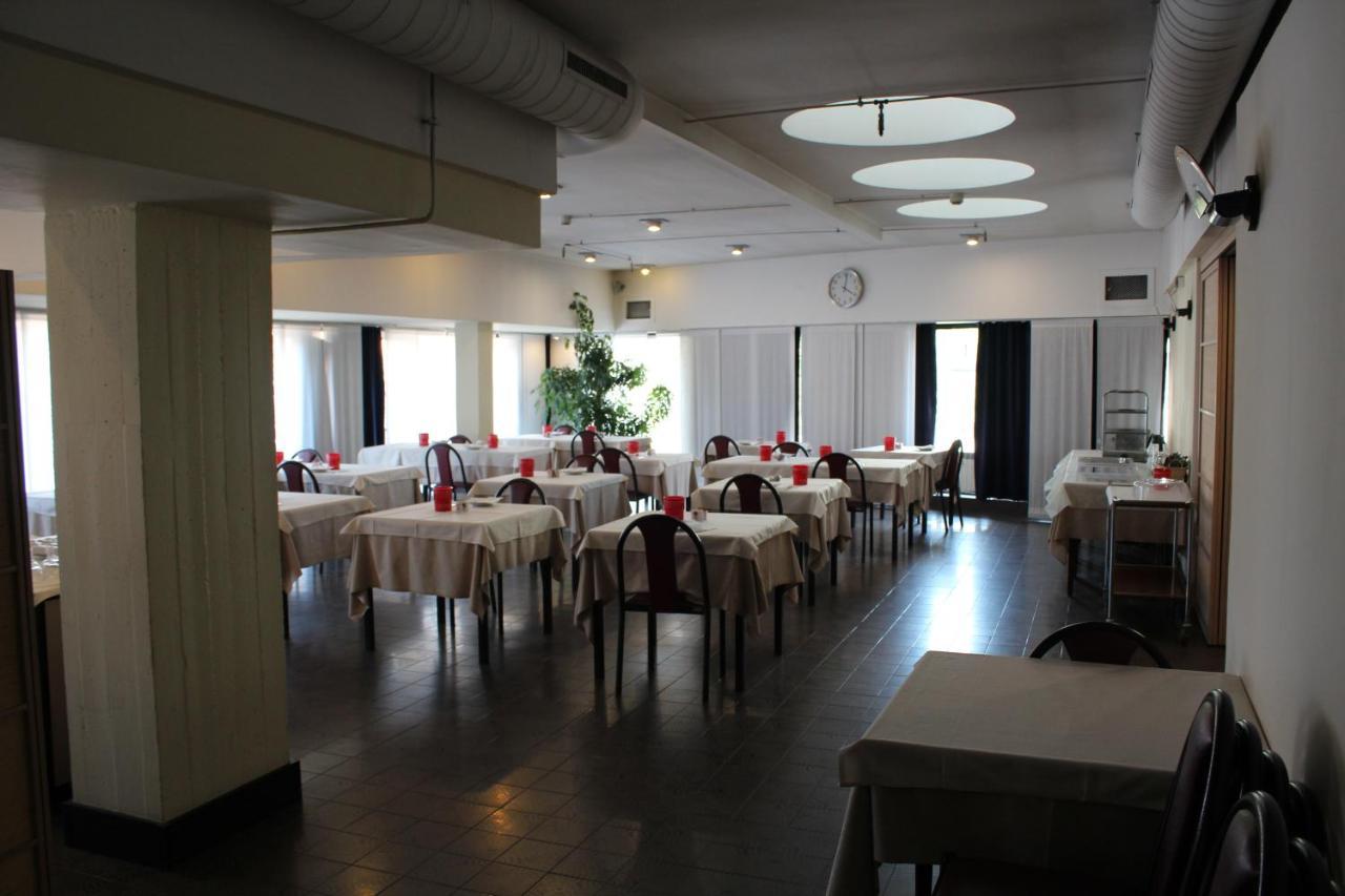 Hotel Selide Desio Exterior foto